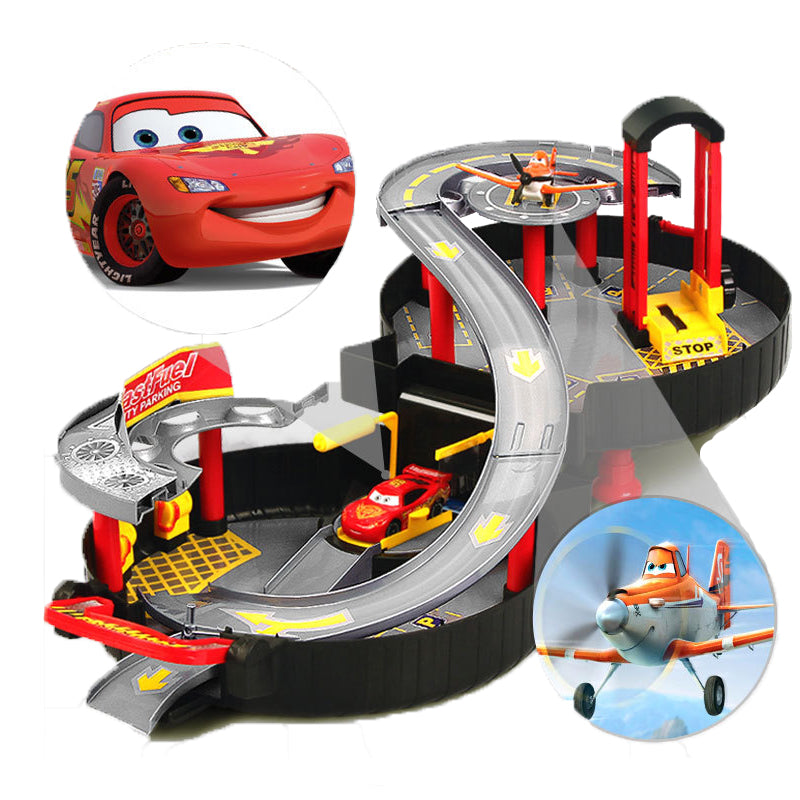 Brinquedo Pista Esportiva Do Filme Carros + Maleta Em Forma De Roda - Lojas Onlishop